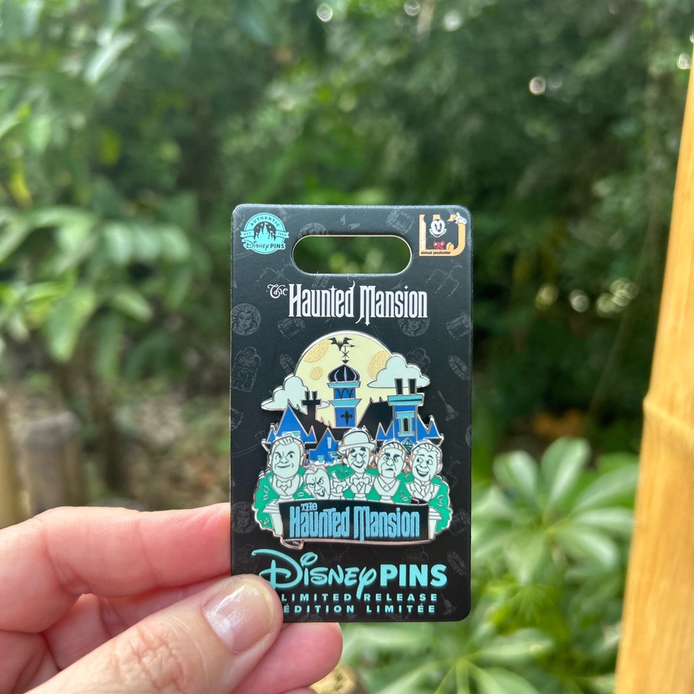 2024 Disney Parks Haunted Mansion The Phantom Five Busts Annual Passholder Pin
